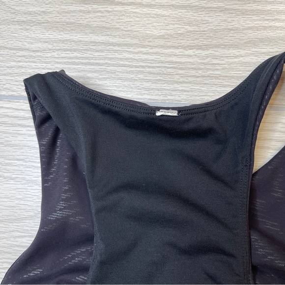 LULULEMON BLACK Invigorate Racerback Training Tank Top Removable Pads size L(12) - Picture 12 of 16